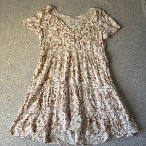 Cozy Causal Boho Dress Women's Size Small Beige And White Short Sleeve- Unlined